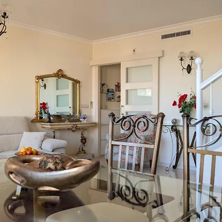 Gadea Pearl شقة