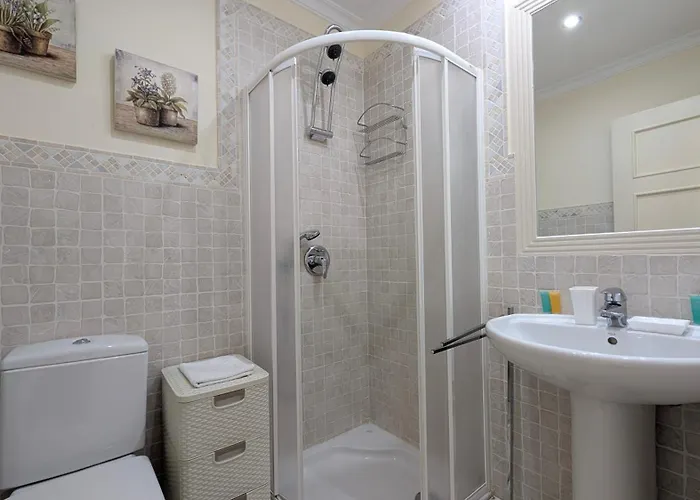 Gadea Pearl 아파트